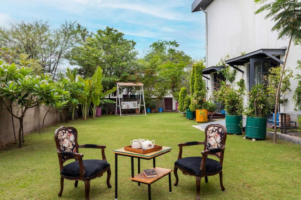 Stayvista'S The Barn House - Farm-View Villa With With Bonfire, Indoor Pool & Bar Чандигарх Экстерьер фото